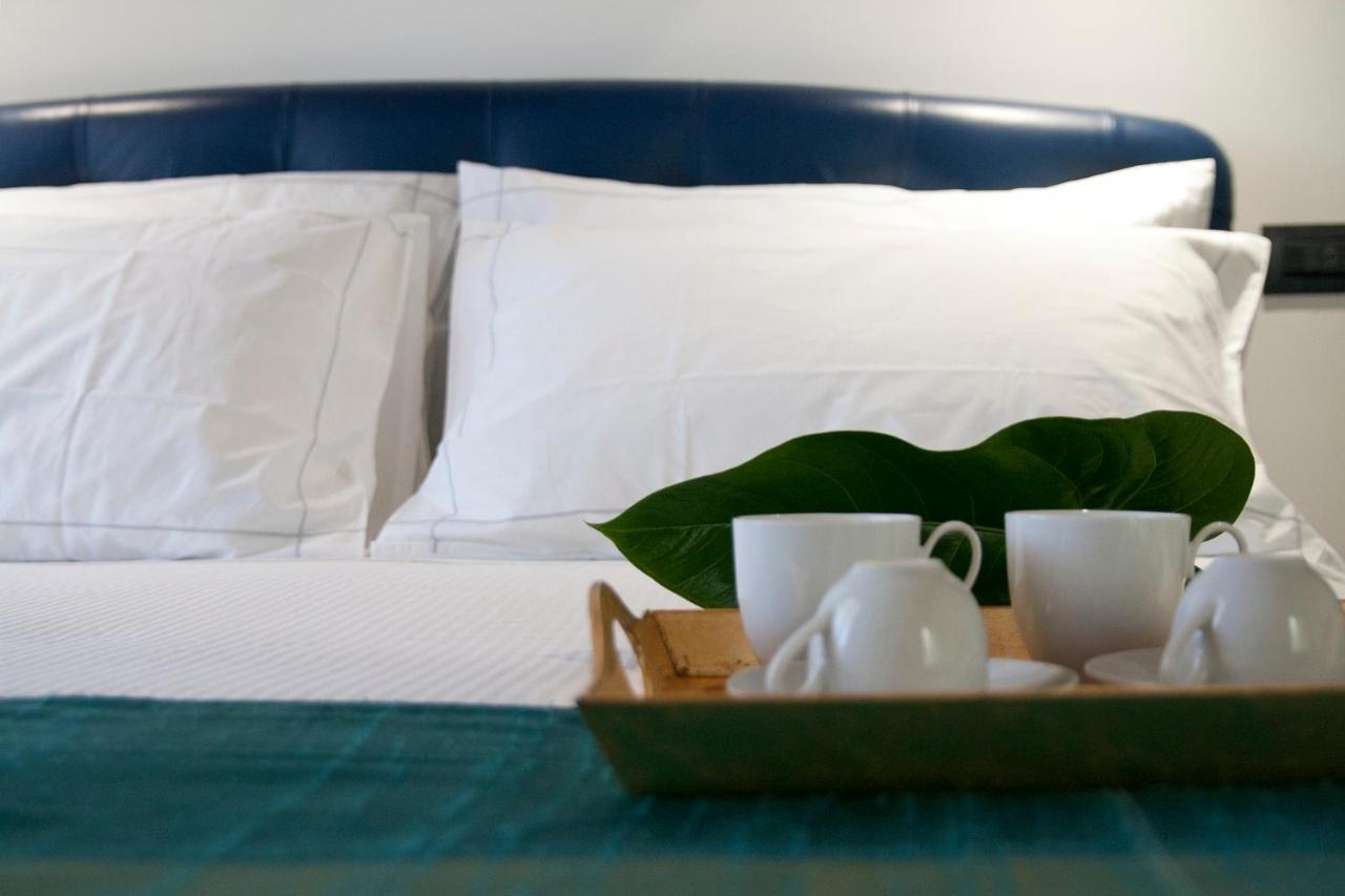 Foyer Rooms & Suites Affittacamere 卡利亚里 外观 照片