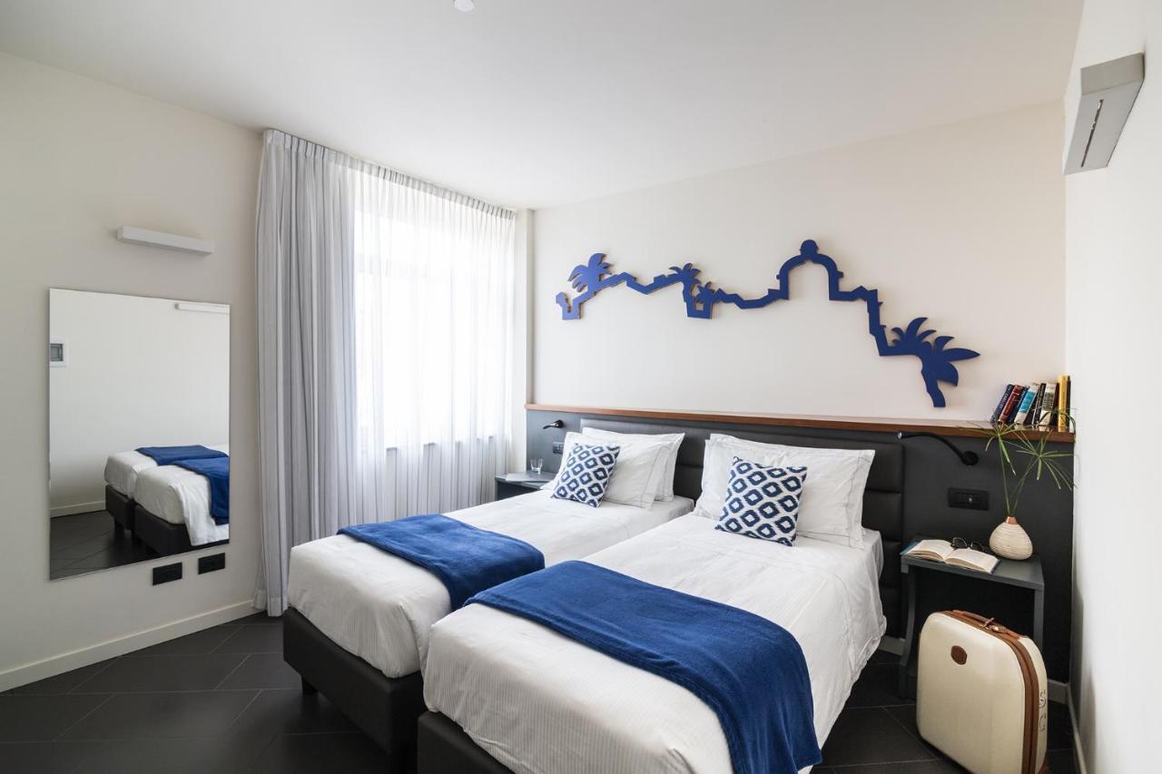 Foyer Rooms & Suites Affittacamere 卡利亚里 外观 照片