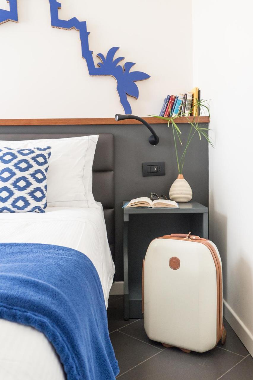 Foyer Rooms & Suites Affittacamere 卡利亚里 外观 照片
