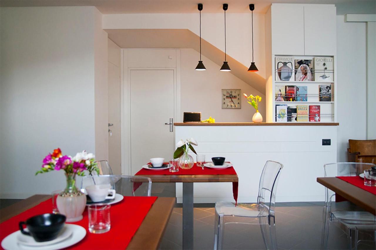 Foyer Rooms & Suites Affittacamere 卡利亚里 外观 照片