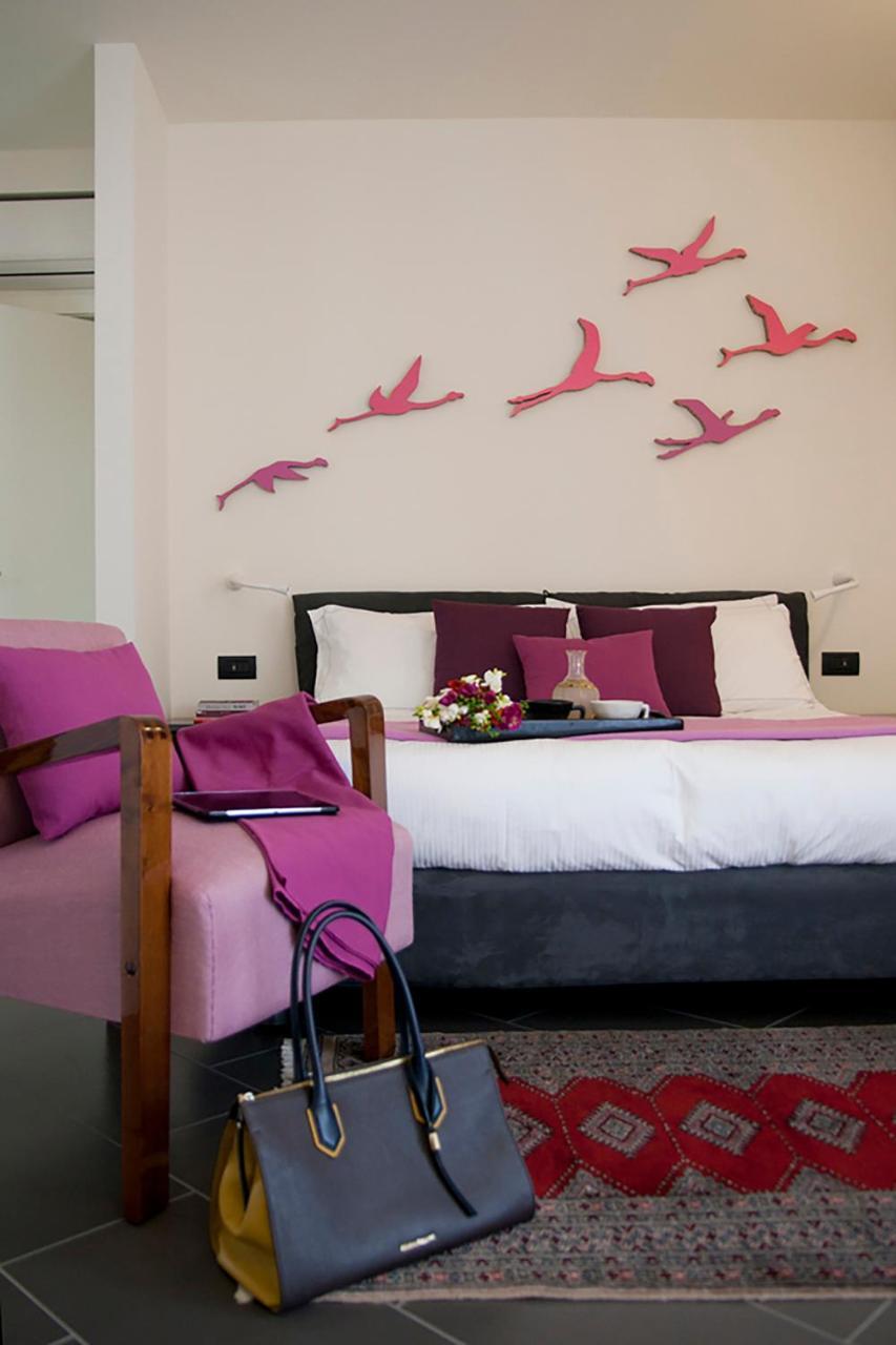 Foyer Rooms & Suites Affittacamere 卡利亚里 外观 照片