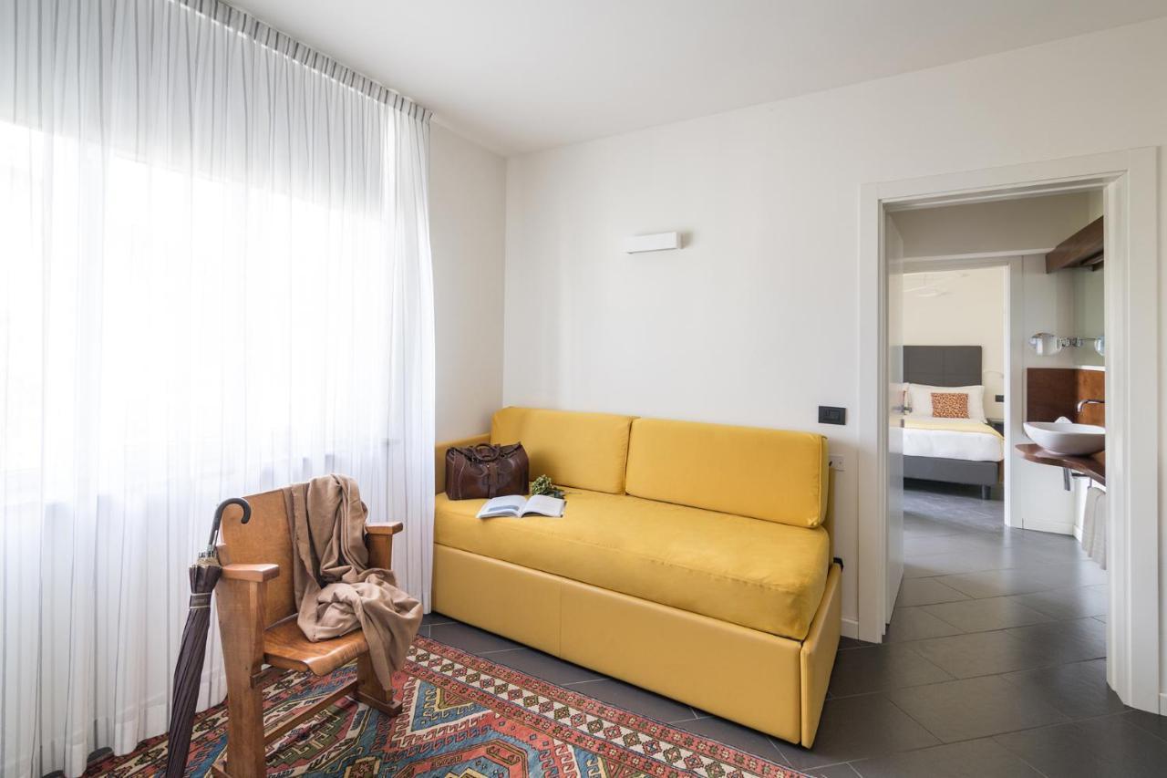Foyer Rooms & Suites Affittacamere 卡利亚里 外观 照片